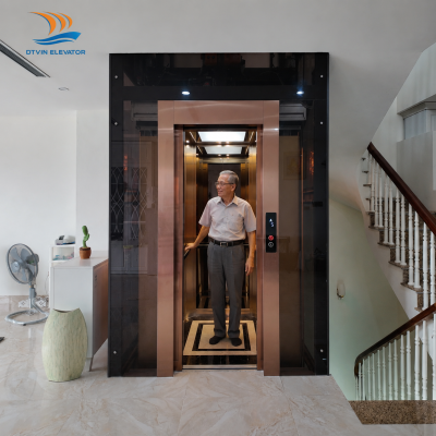 Thang máy phù hợp giúp người già di chuyển độc lập và an toàn trong chính ngôi nhà của mình