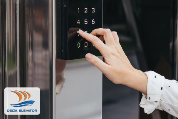 Sử dụng chuông báo động/ Intercom khi gặp sự cố thang máy mất điện