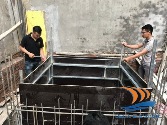 Chi phí điều chỉnh hố thang là khoản phát sinh thường gặp ở nhà cải tạo
