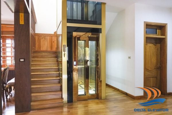 Thang máy tiêu chuẩn phù hợp với gia đình nhiều thế hệ và nhà rộng