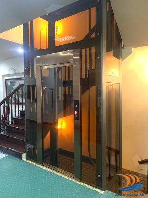 Nhà phố không có giếng trời vẫn lắp đặt được thang máy