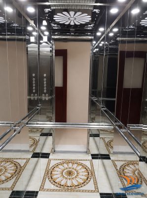 Gương trong cabin thang máy hỗ trợ người sử dụng xe lăn quan sát thuận tiện