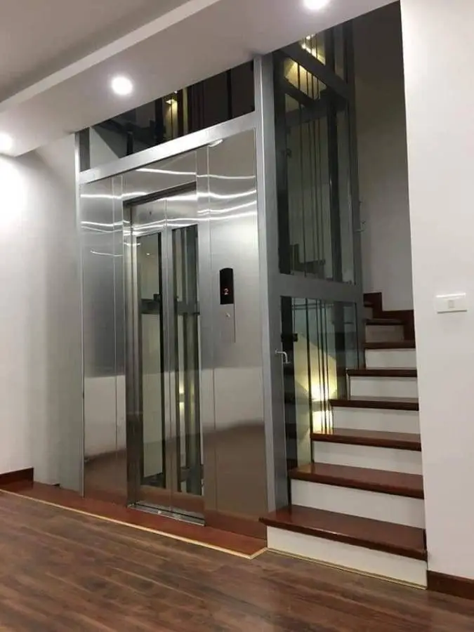 Thang máy 350kg chở được 4-5 người phù hợp cho gia đình