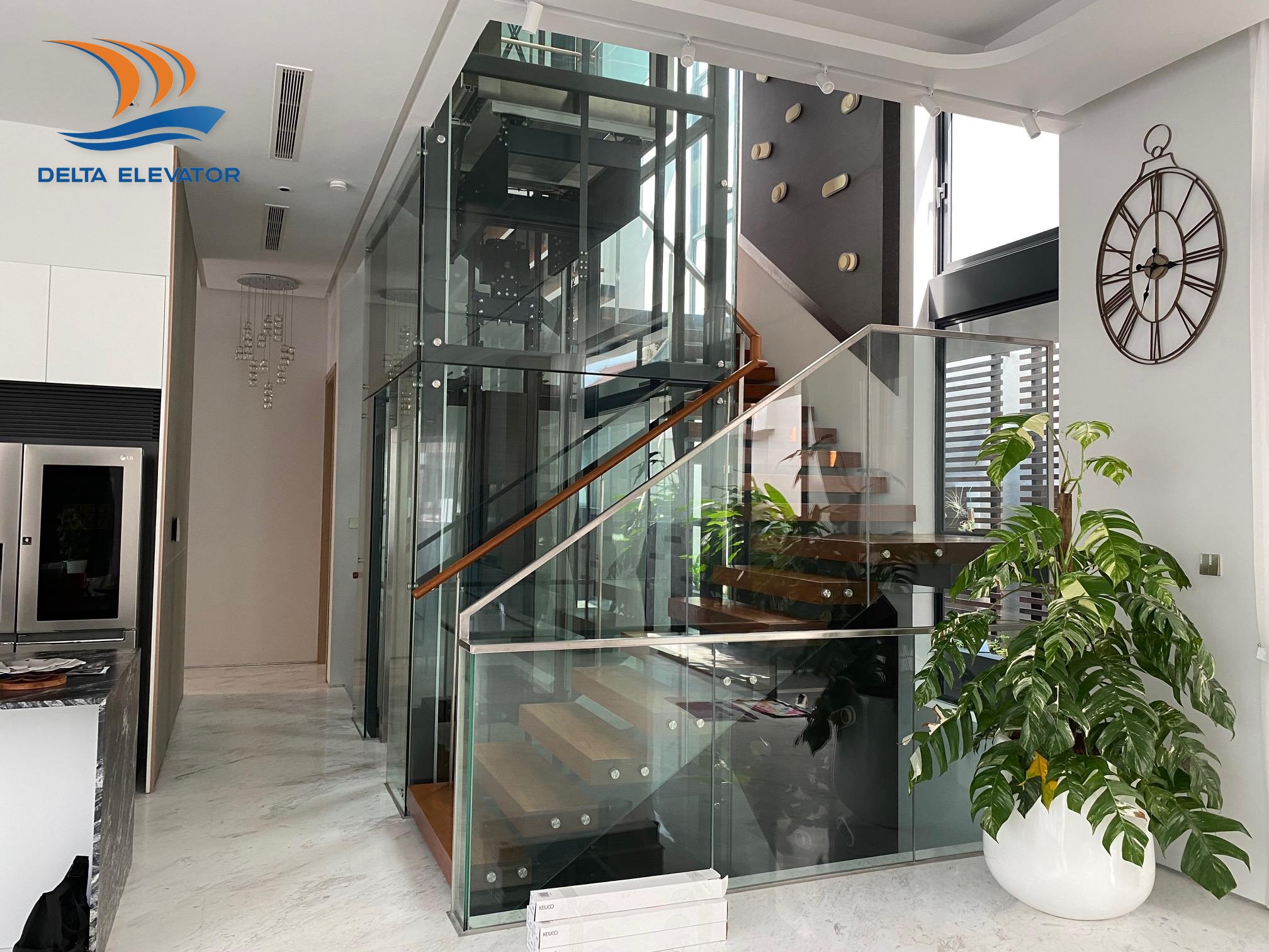 Gia đình cần tuân thủ đúng tiêu chuẩn an toàn thang máy giúp an toàn khi sử dụng