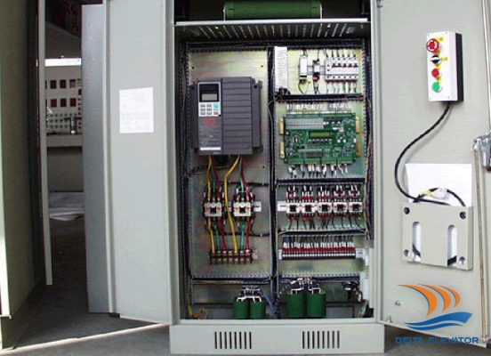 Quy định TCVN về hệ thống điện thang máy bao gồm nguồn dự phòng